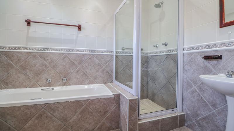 5 Bedroom Property for Sale in Dana Bay Western Cape